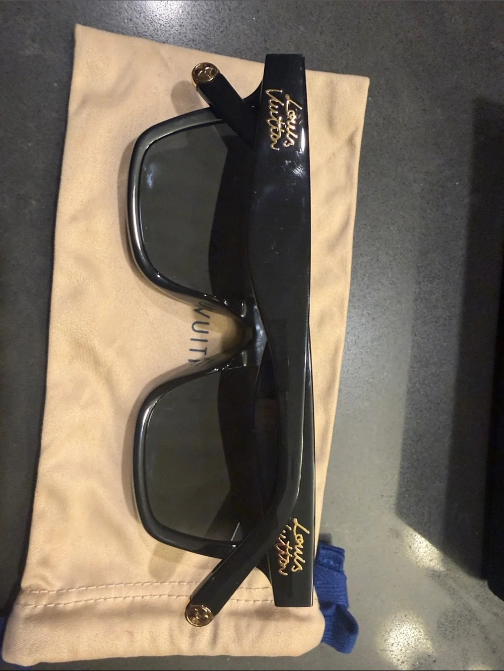 Louis Vuitton Black Oversized Women's Sunglasses